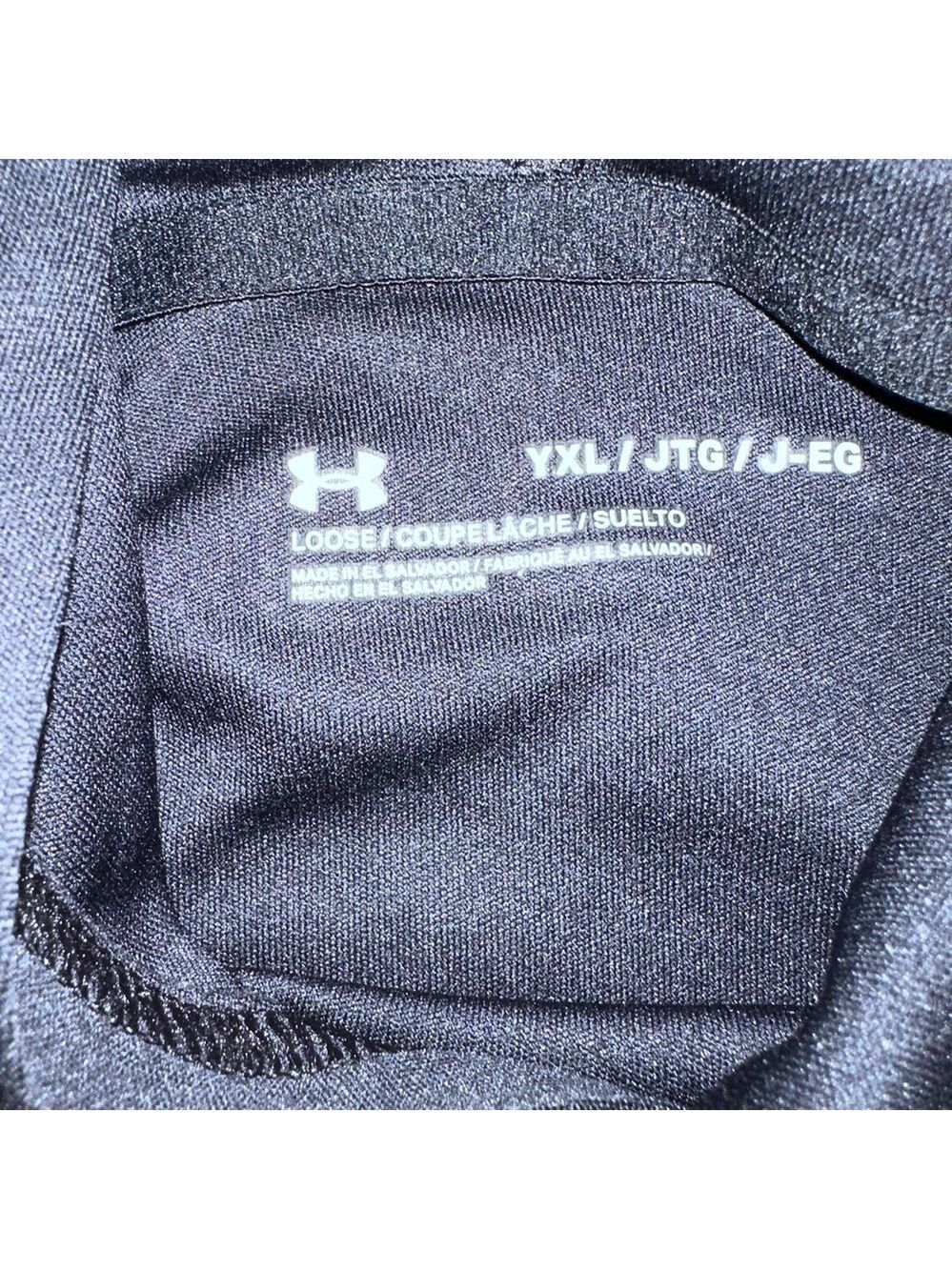 NWOT Youth XLarge Under Armour Pullover Hooded Athletic LS Shirt - Picture 2 of 5